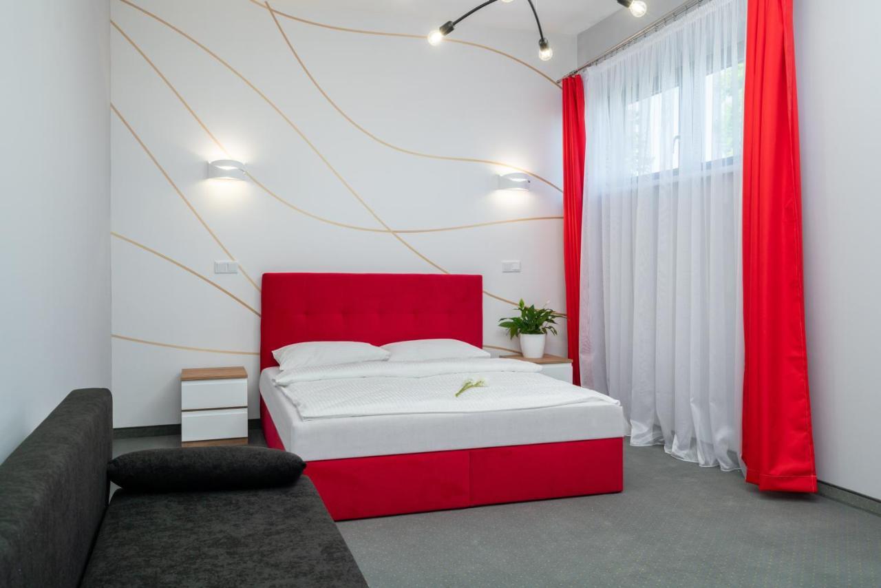 Aquila Apartament *